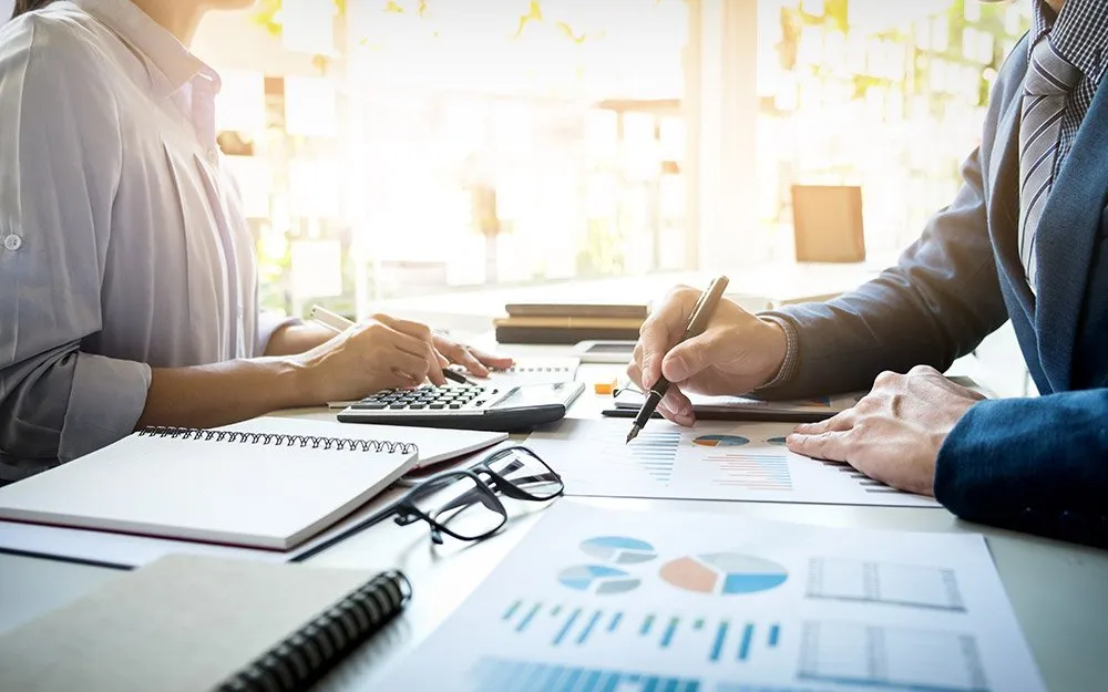 Las-funciones-del-asesor-o-consultor-financiero